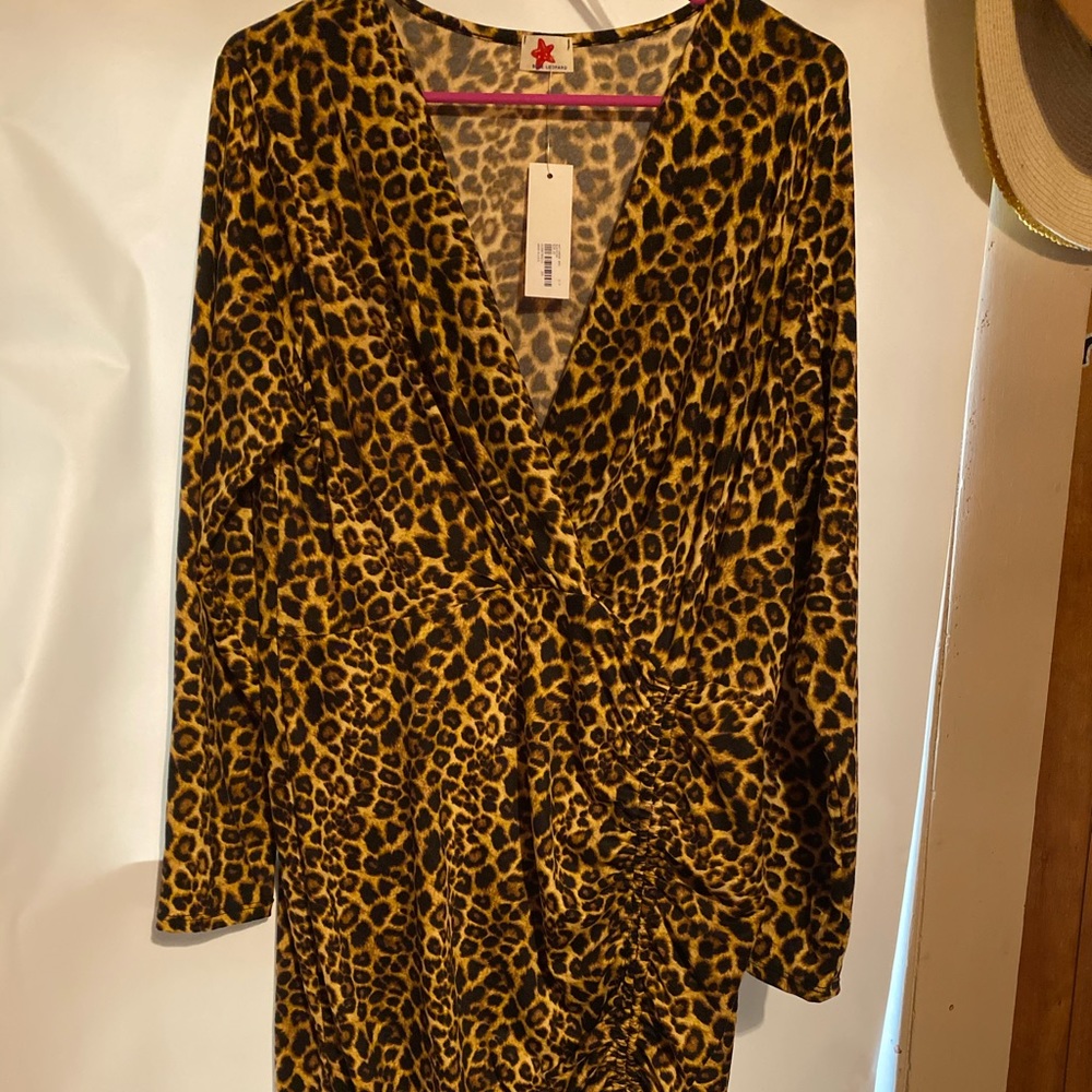 Ruched leopard print bodycon dress
